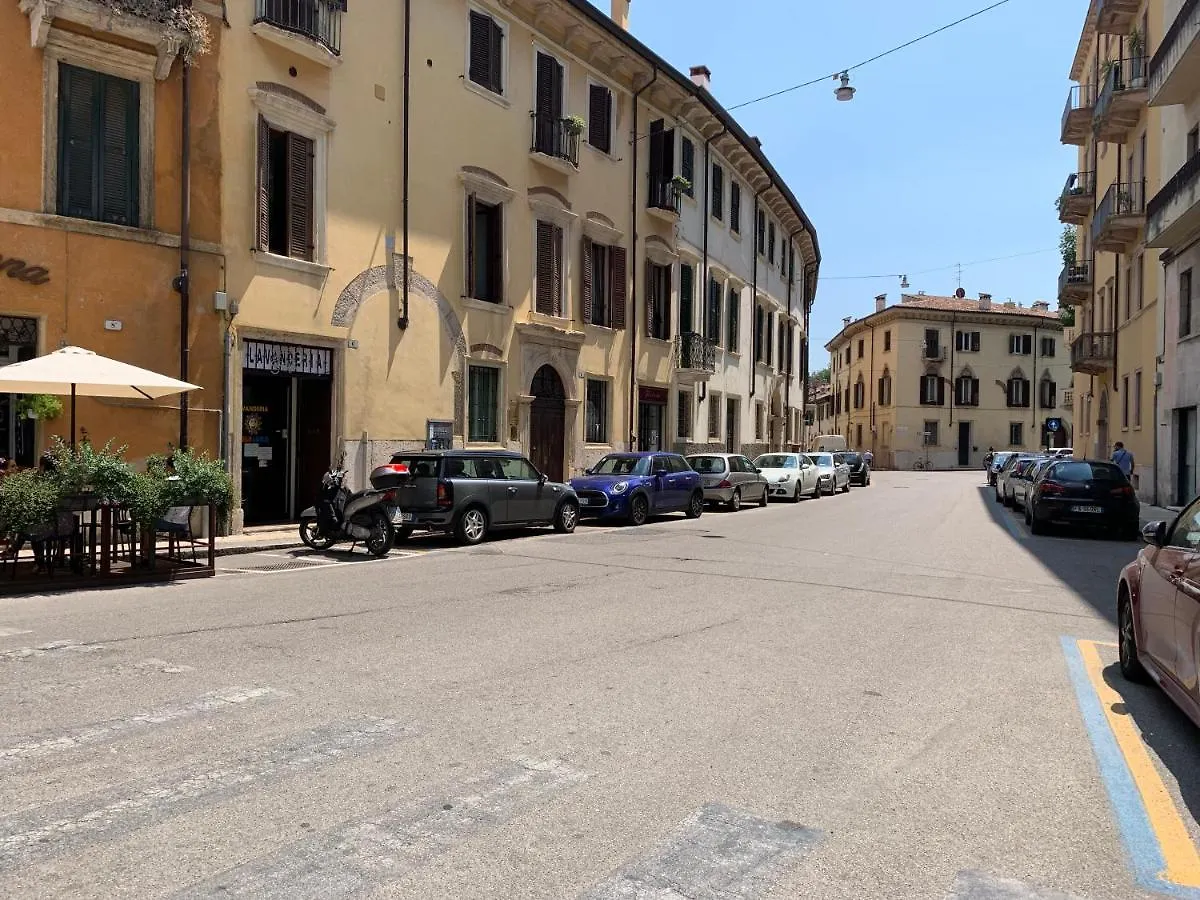 Residenza Ermanni Apartment Verona Centro イタリア
